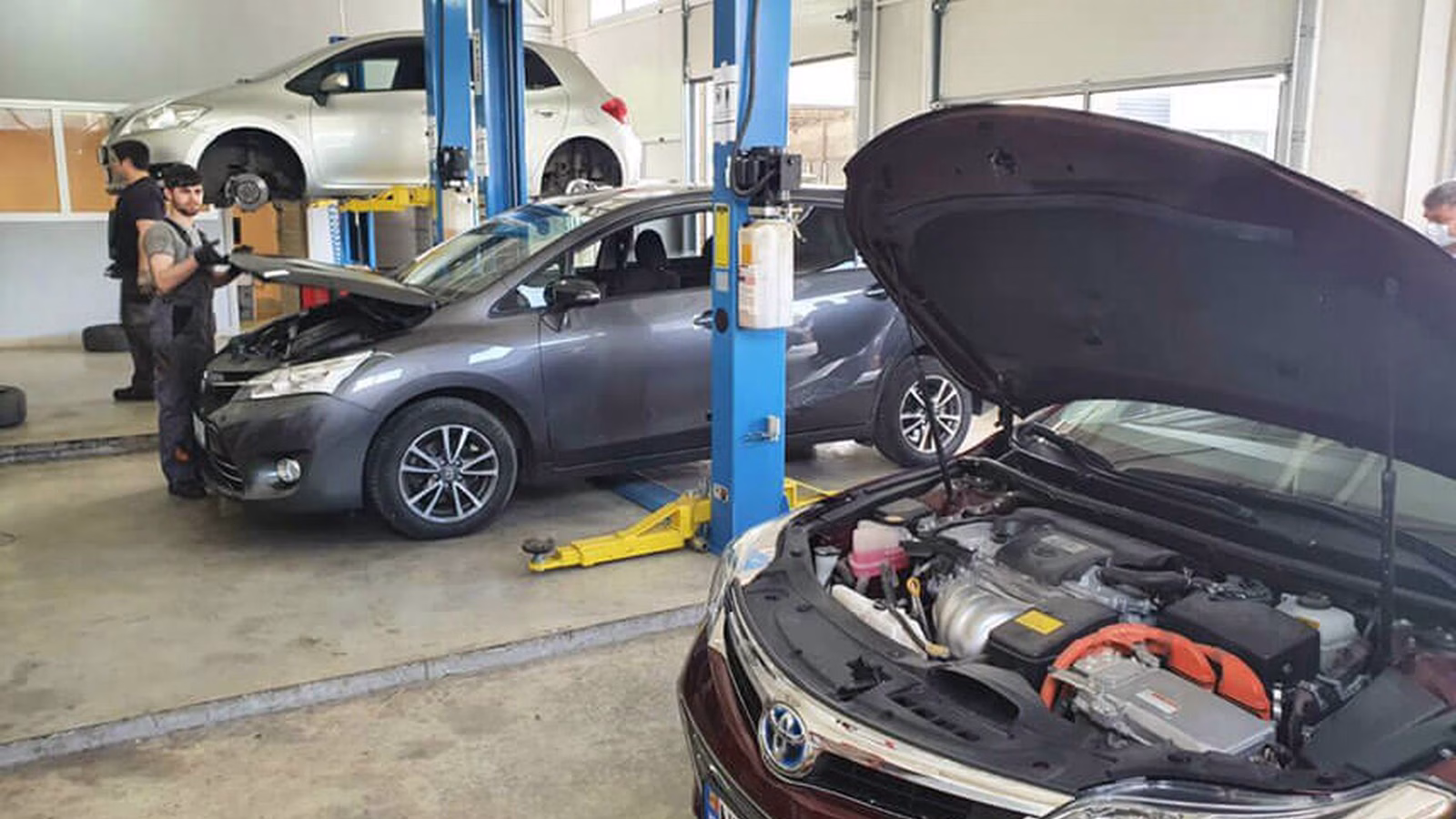 Top Service cover